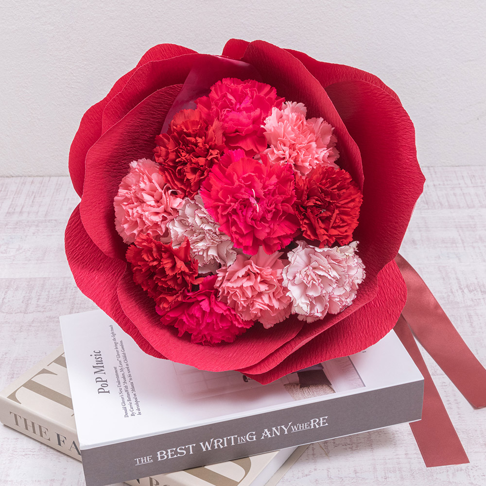 母の日 花の形をした花束「ペタロ・カーネーション メルシー」 | 花