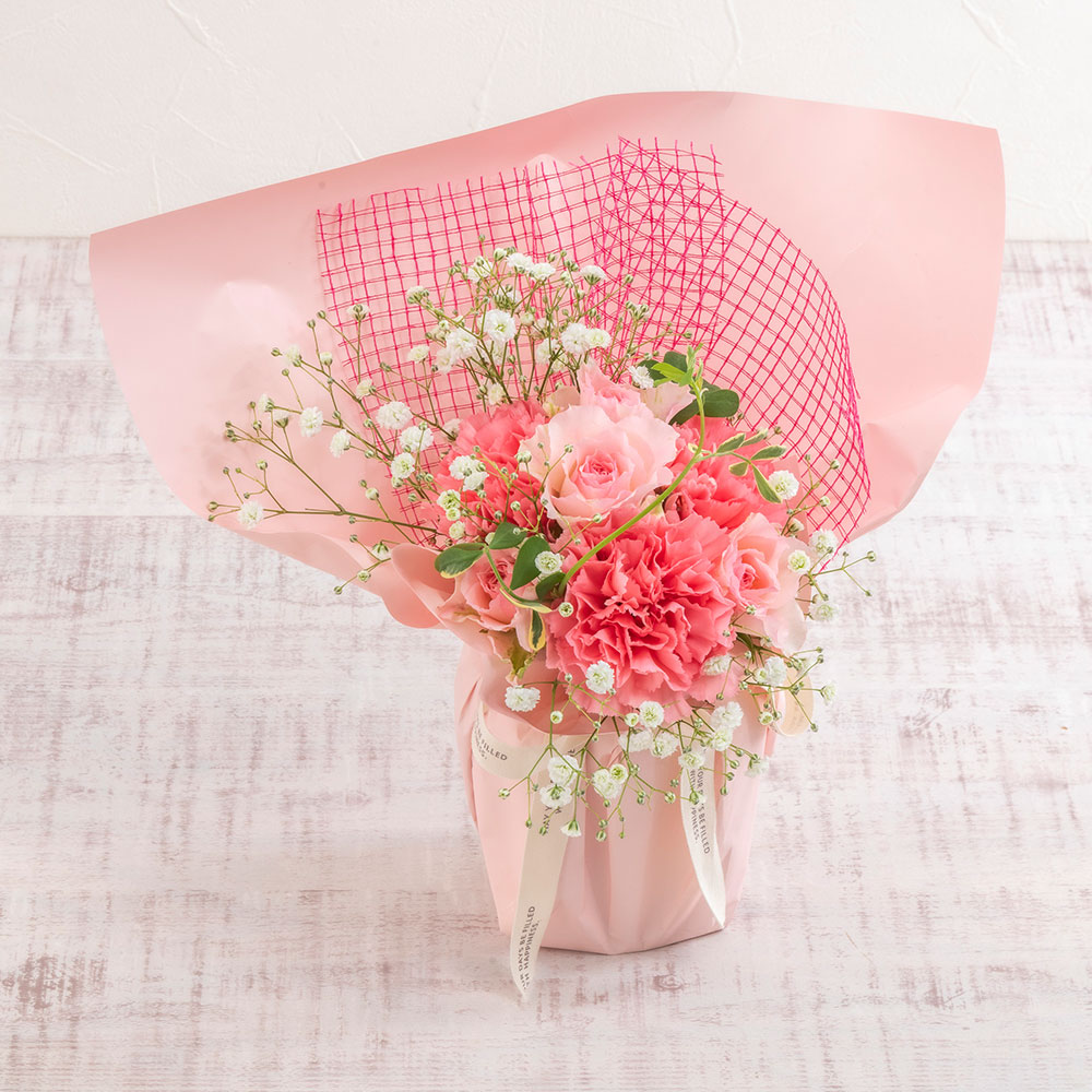 近沢レース店「タオルハンカチ 桜便り」とそのまま飾れるブーケの