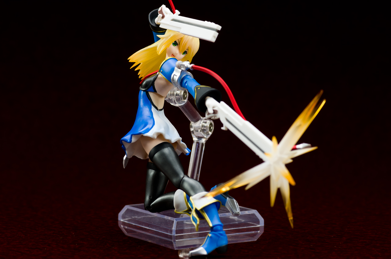 レビュー】 バンダイ D-Arts ノエル=ヴァーミリオン [BLAZBLUE]