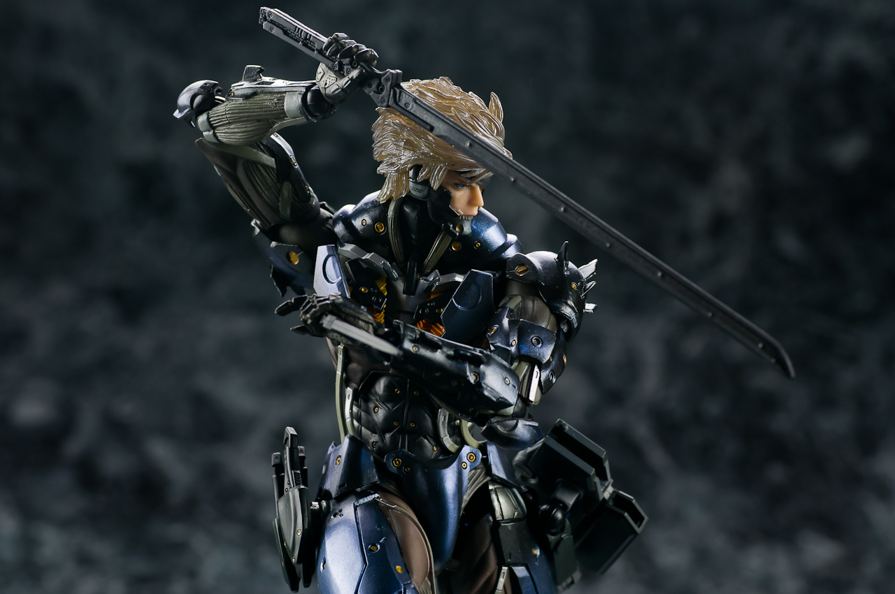 レビュー】 スクウェア・エニックス プレイアーツ改 雷電 [メタルギア