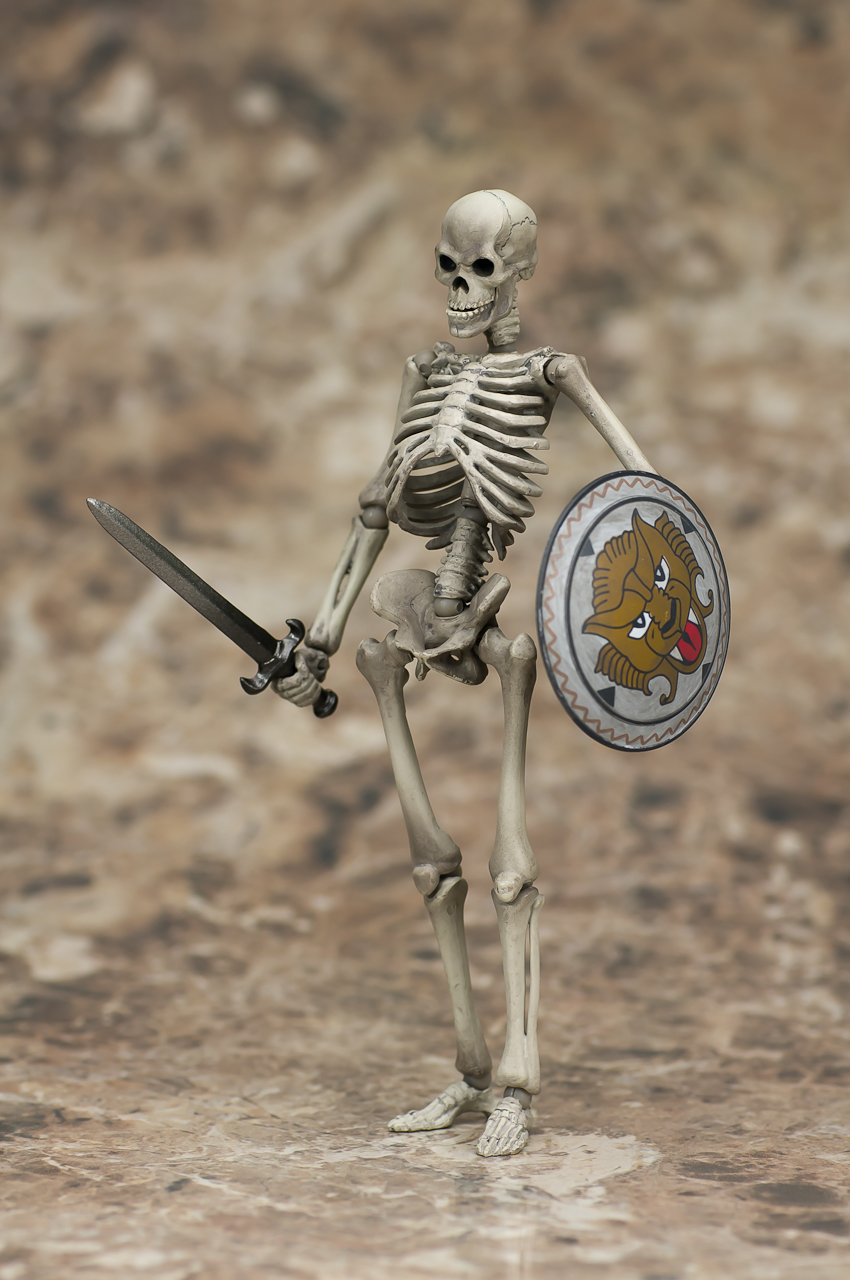 レビュー】海洋堂 特撮リボルテック No.020 骸骨剣士 [アルゴ探検隊の