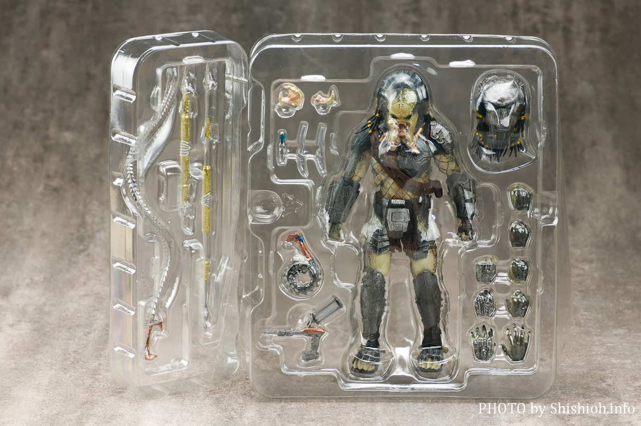 レビュー】 バンダイ S.H.MonsterArts プレデター ウルフ [AVP2