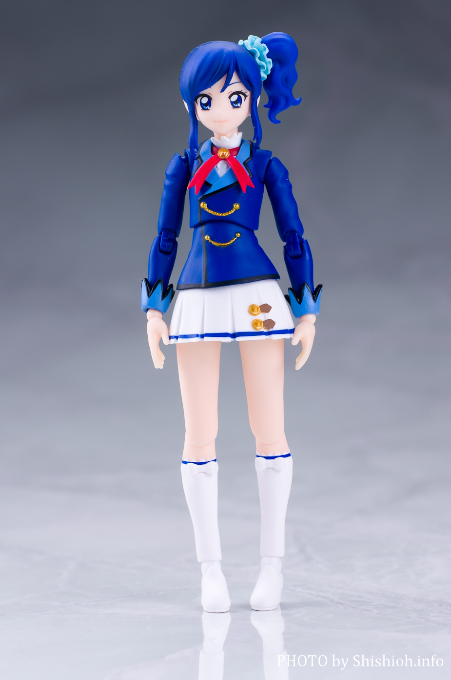 レビュー】 バンダイ S.H.Figuarts 霧矢あおい（冬制服ver.） [アイカツ！]