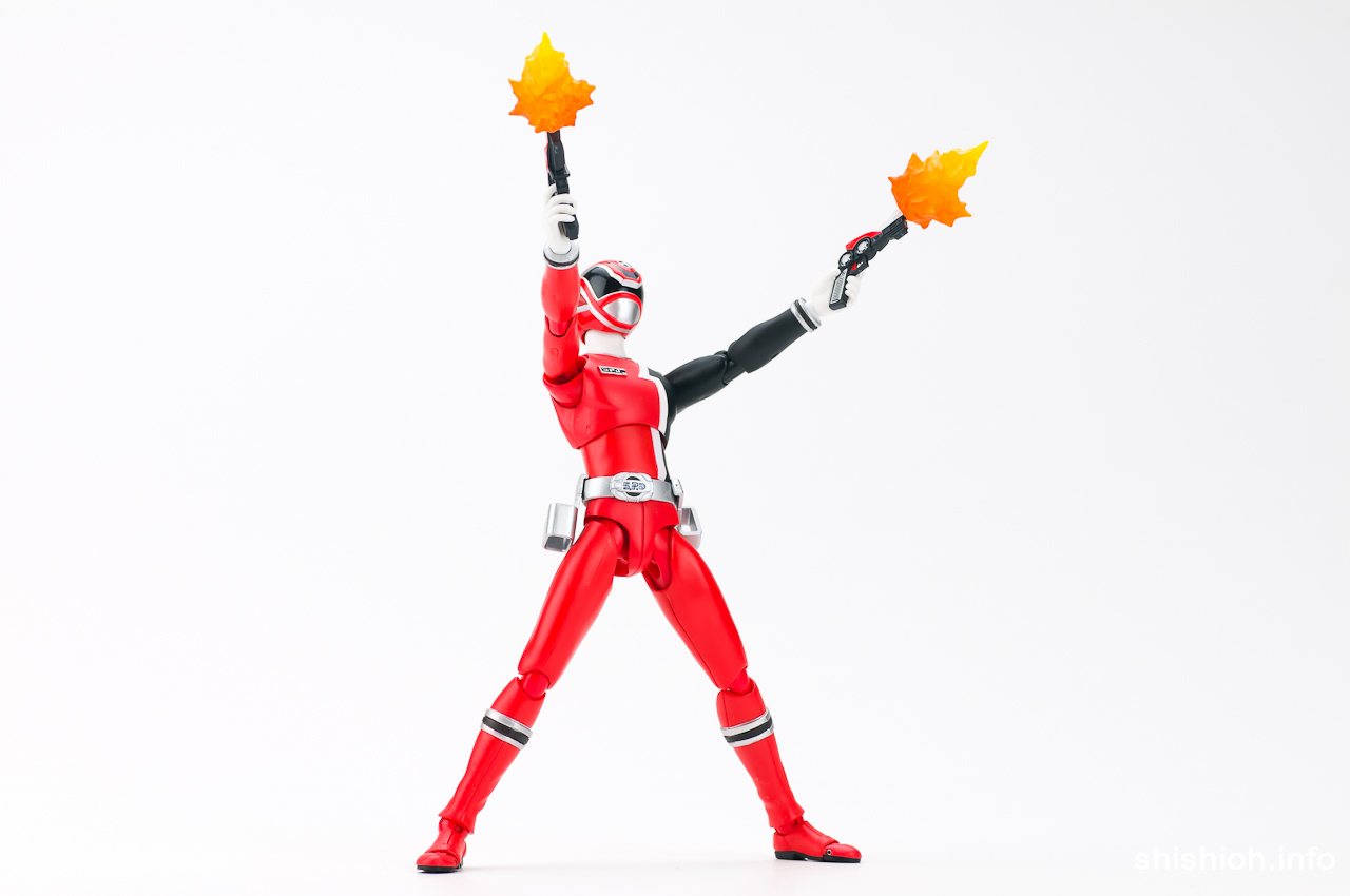 レビュー】 バンダイ S.H.Figuarts デカレッド [特捜戦隊デカレンジャー]