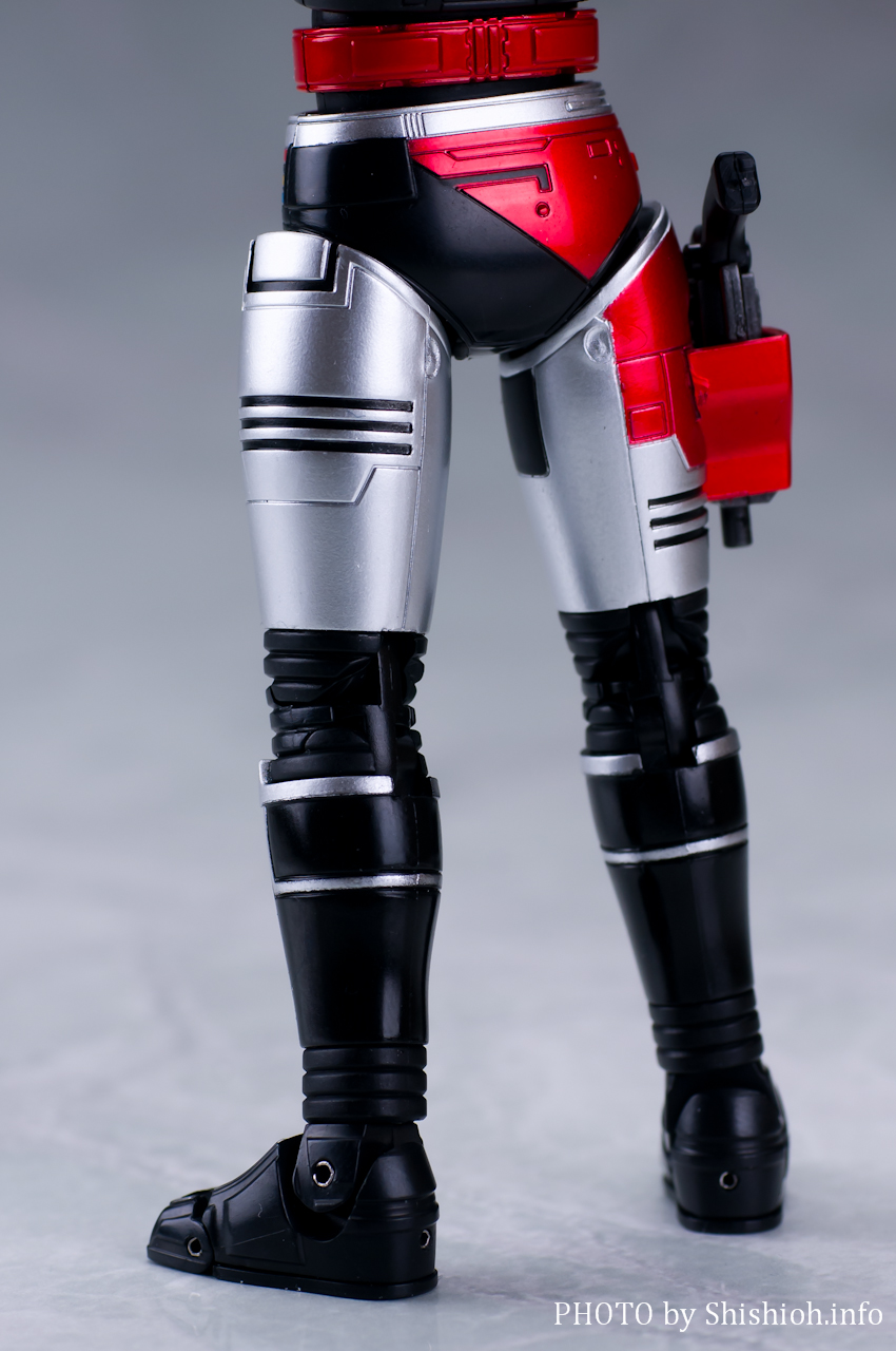 レビュー】 バンダイ S.H.Figuarts ファイヤー [特警ウインスペクター]