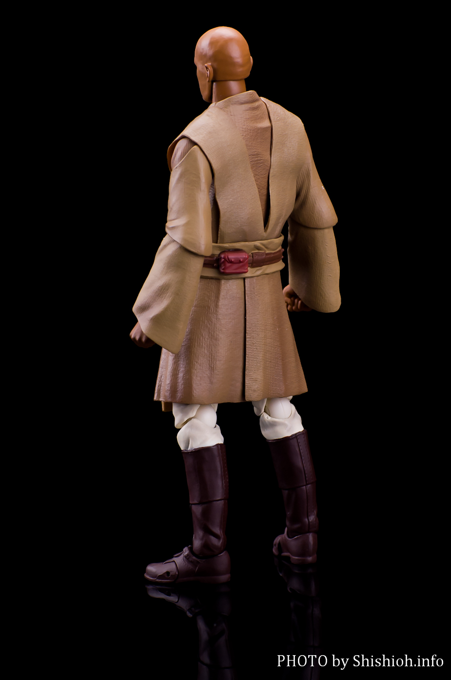 レビュー】 バンダイ S.H.Figuarts メイス・ウィンドゥ [スター