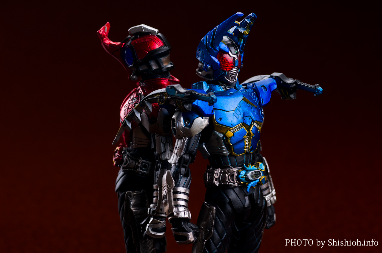 レビュー】 バンダイ S.I.C. VOL.53 仮面ライダーダークカブト＆仮面