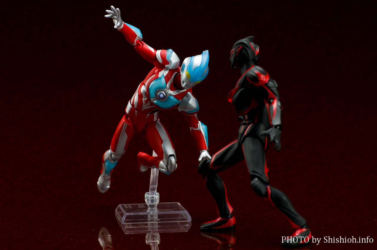レビュー】 バンダイ ULTRA-ACTウルトラマンギンガ [ウルトラマンギンガ]