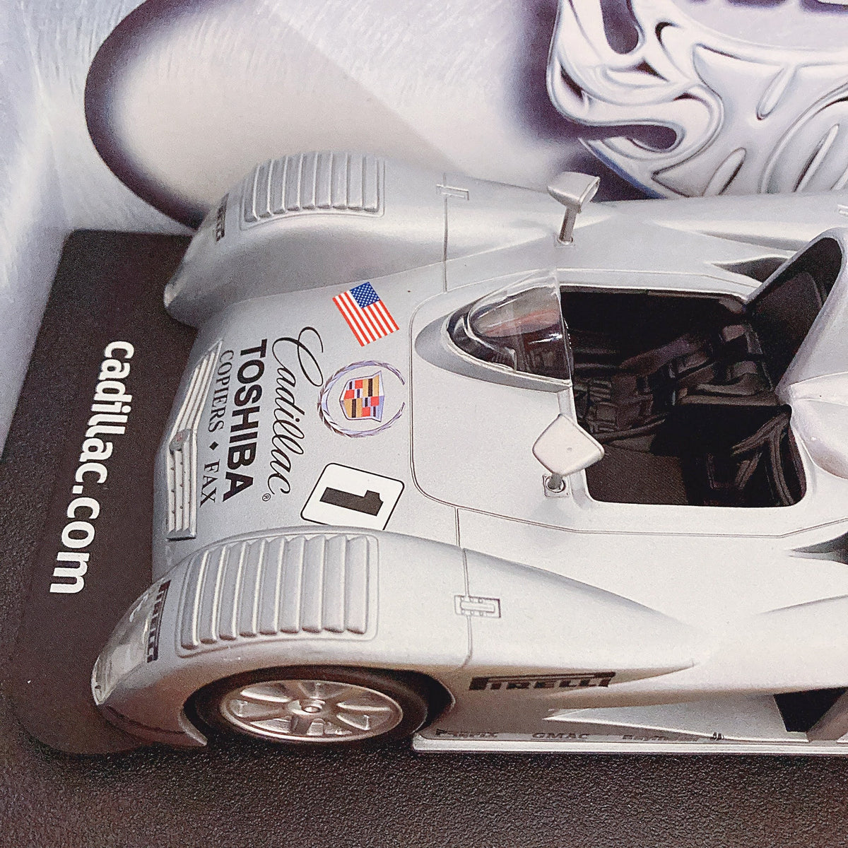 品番0762 1/18スケール HOT WHEELS Cadillac XMP ホットウィール