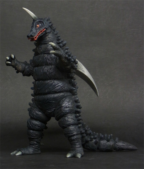 2016年2月15日18時予約締切で［大怪獣シリーズ］よりレッドギラス