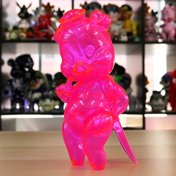 2020年5月15日0時よりBlackBook ToyがFrank Kozik氏との「Piggums