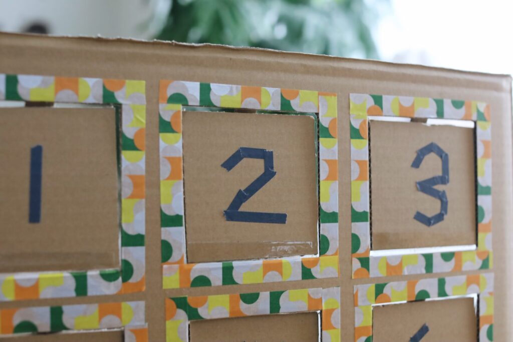 節分を楽しむ手作りおもちゃ！段ボールで鬼退治ストラックアウトを