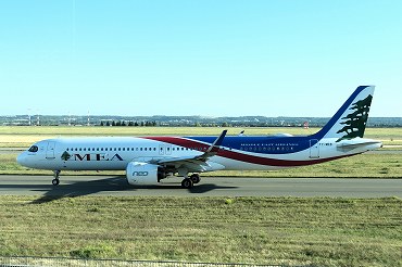 ヨルダン ロイヤル・ヨルダン航空（RJ/RJA） レバノン ミドル