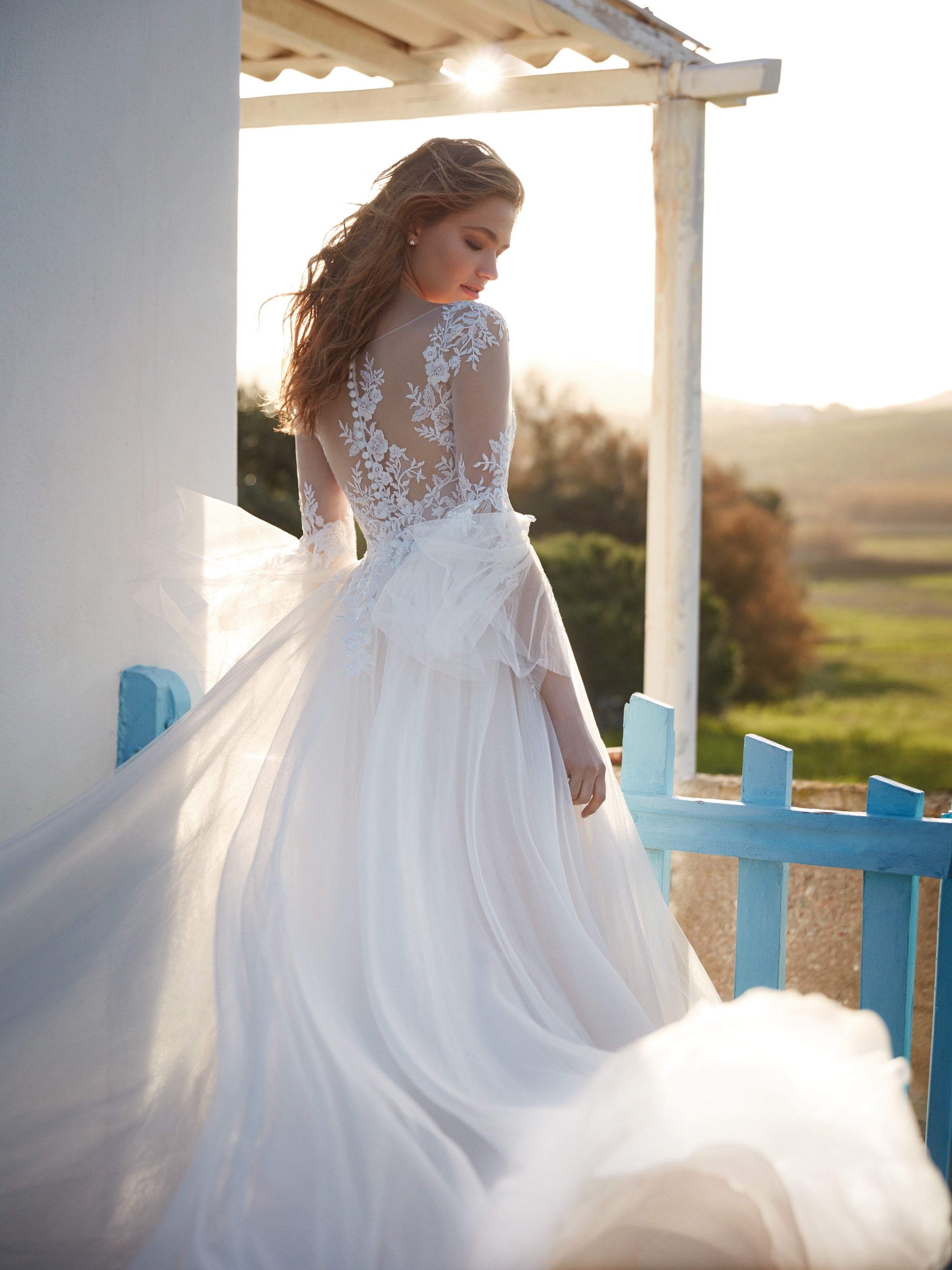 NM003｜ウェディングドレス、ブランドドレスのレンタルならザ・ドレス