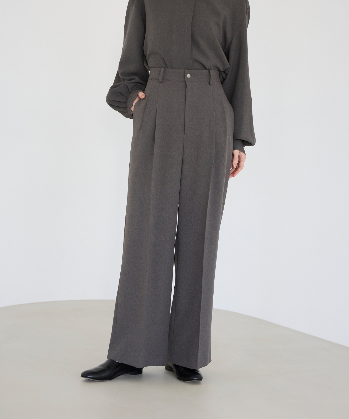 ≪通常販売≫two tuck slacks（ツータックスラックス）≪2026年02月24