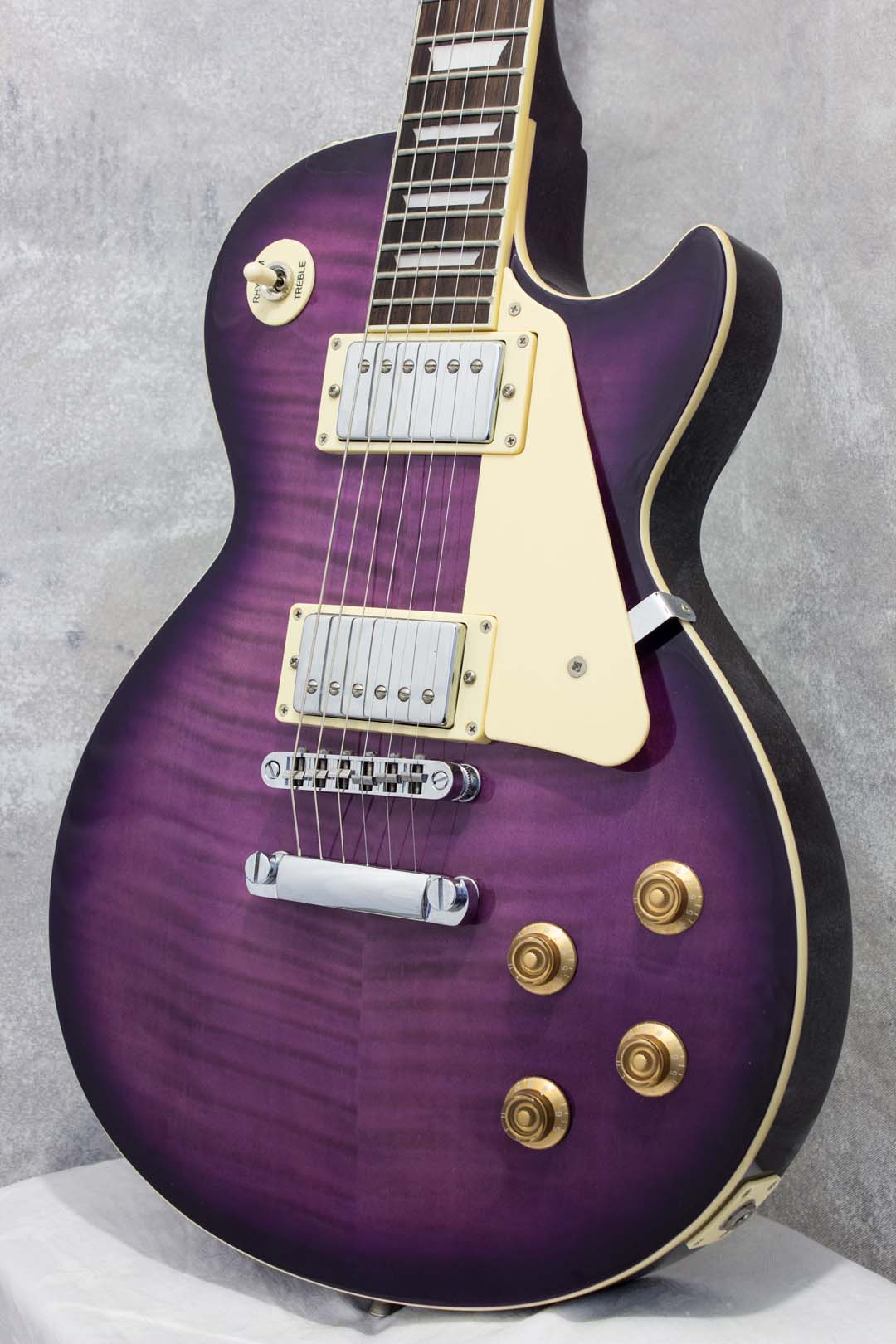 Blitz by Aria Pro II Leopard BLP-450 Purple burst 2016 – Topshelf