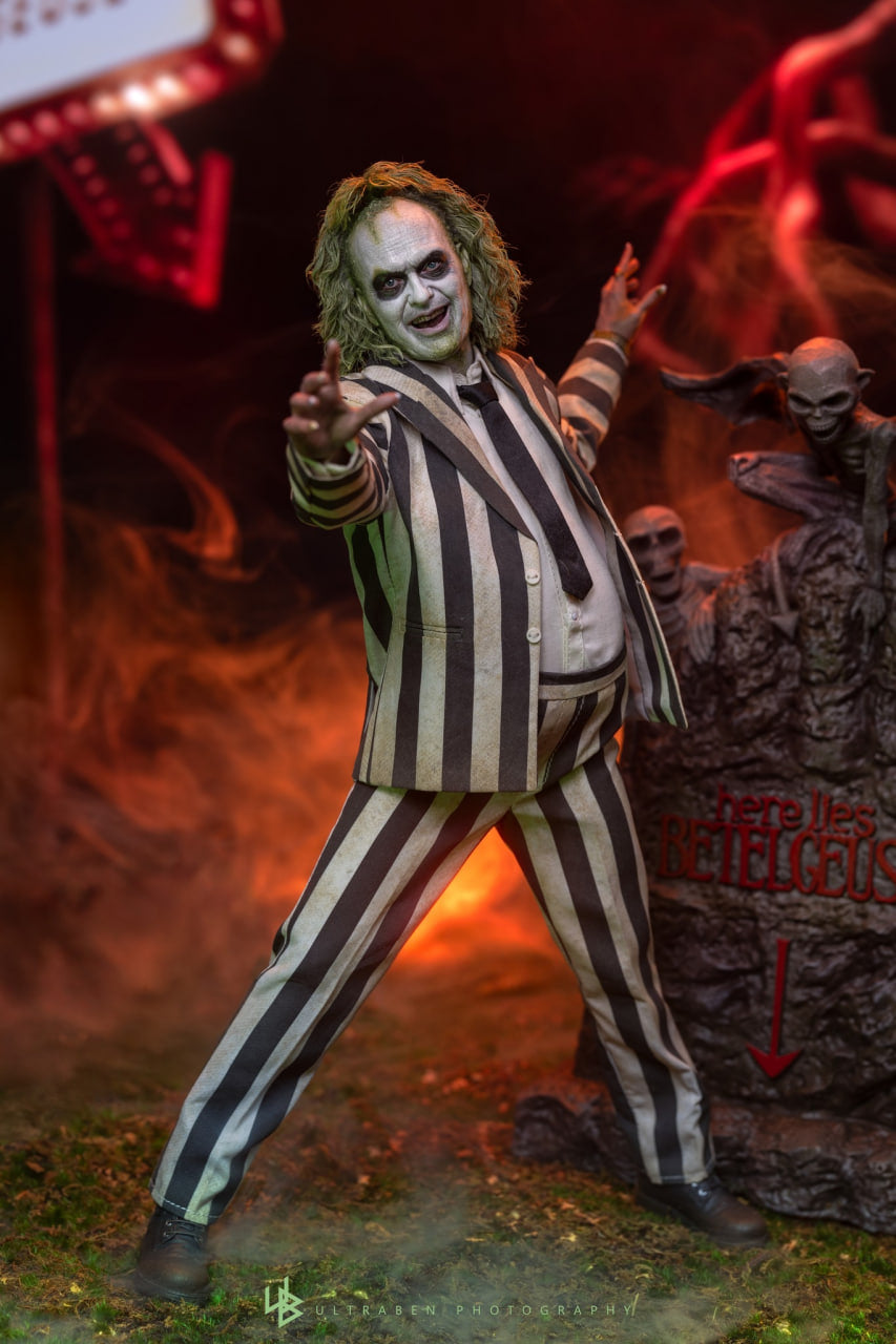 READY🔥Hot Toys MMS767 Beetlejuice 1/6th scale Beetlejuice