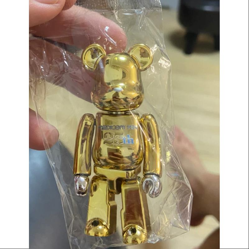 Bearbrick Series 42 SUPER Secret Sorayama Hajime 25Th Gold 100