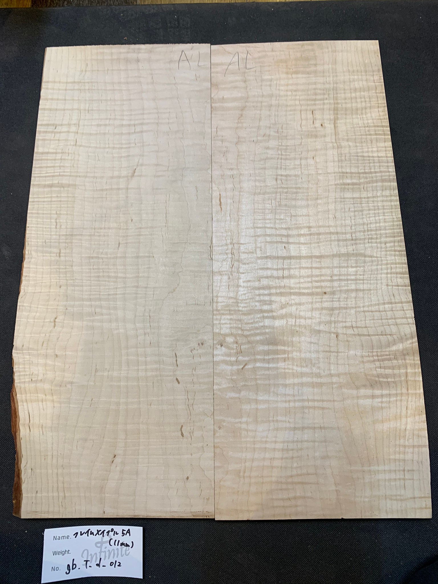 Infinite - 木材リスト / フレイムメイプル5A( 11mm )