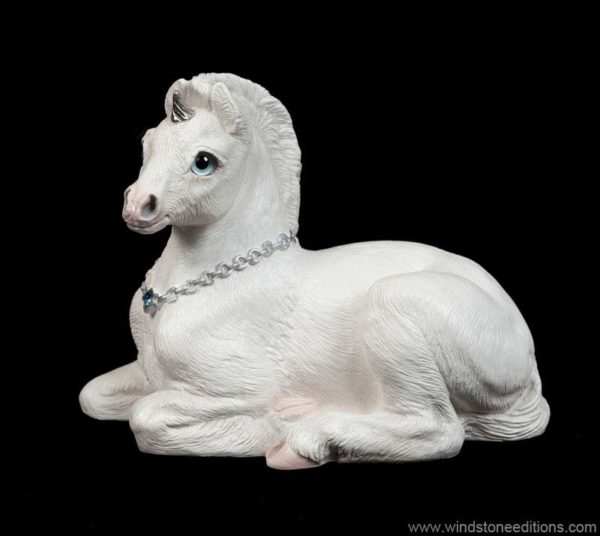 Windstone Editions Baby Unicorn, Snow White w/ Polished Pewter