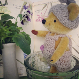 オカザキ ハルミ・onomatopopoeia*オノマトポペ Profile テディベア