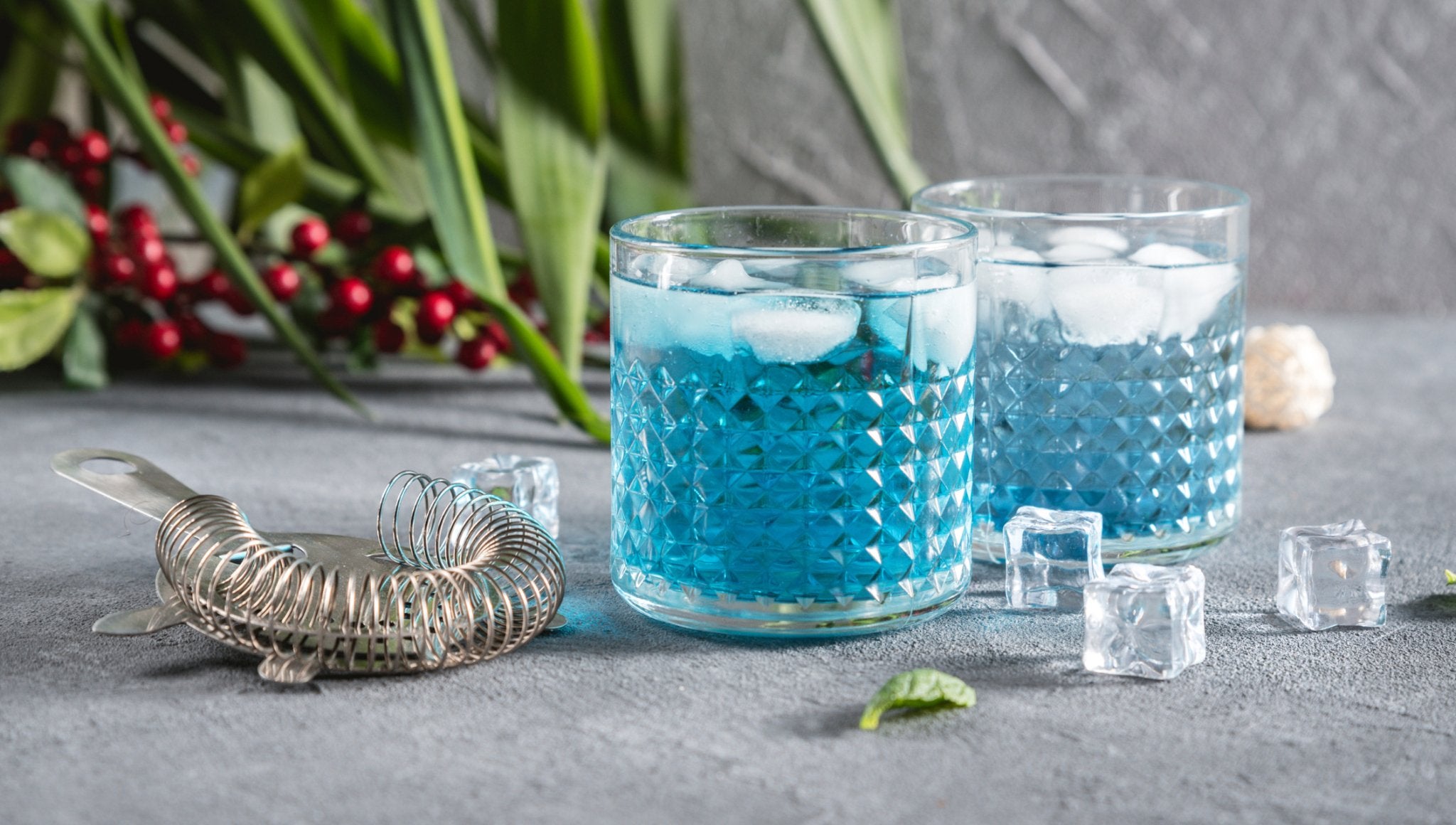 Blue Lagoon Cocktail Recipe – The Bottle Club