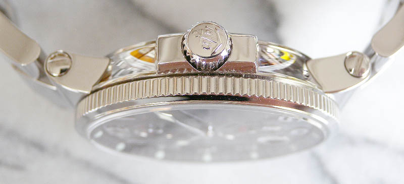 ユリス ナルダン マキシ マリ-ン クロノメーター 263-66-7/62 ULYSSE