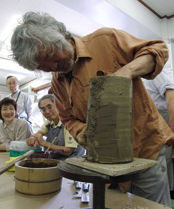 特別講師 高内秀剛先生による講演と実技「手桶花器」 4月29日(祝