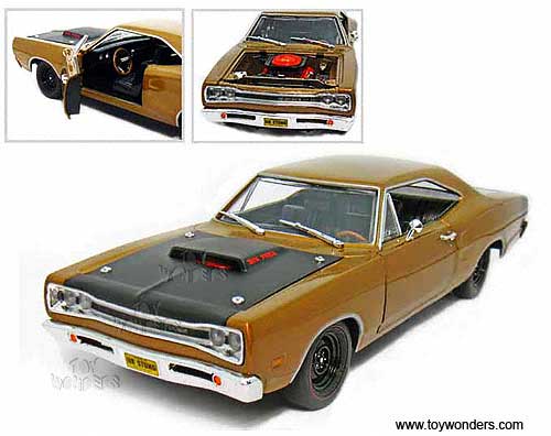 Round 2 ERTL Elite - Dodge Super Bee Hard Top (1969, 1:18, Bronze