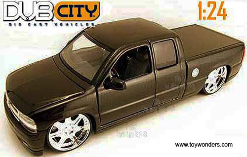 Jada Toys Dub City - Chevy Silverado (2002, 1:24, Asstd.) 53809