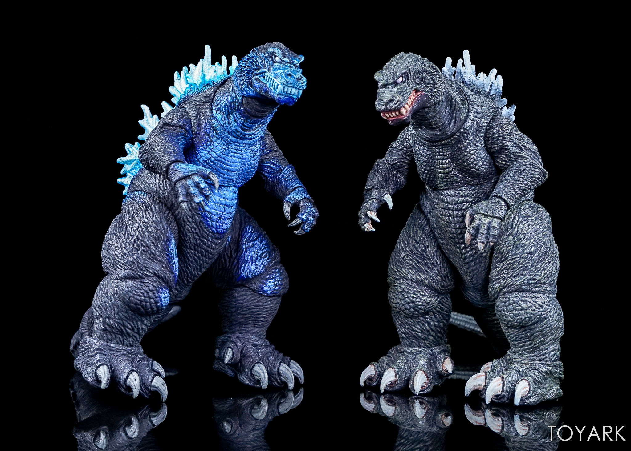 NECA Atomic Blast Godzilla 2001 Figure - Toyark Photo Shoot - The
