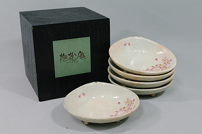 撫松庵 緋桜 貝形小皿揃 【器道楽】