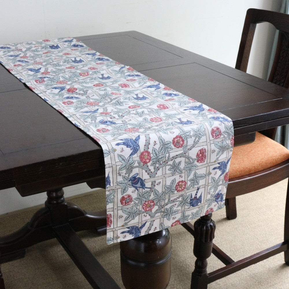 穏やかな日常も美しく♪ テーブルランナー【ウィリアム・モリス