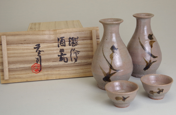 クラフトやまに / 益子焼 人気作家のお店。伝統工芸会や日展陶芸家