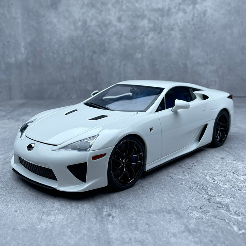 Lexus LFA 1:18 Die-Cast Alloy Model (Pop-Up Spoiler Edition