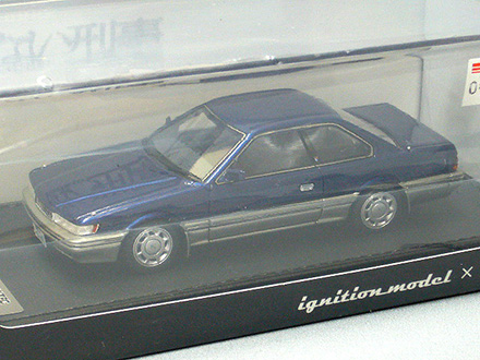 あぶない刑事」港303号 日産レパード XS-II 紺 [ミニカーショップ ゼロ