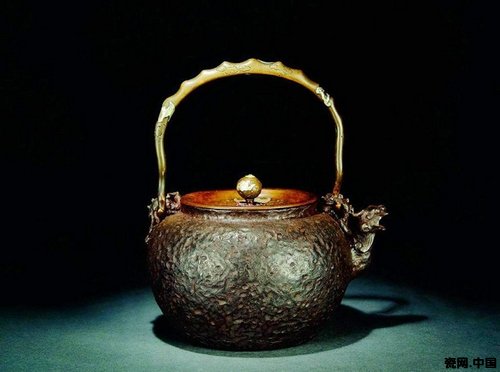 和悦良工：日本铁壶艺术欣赏