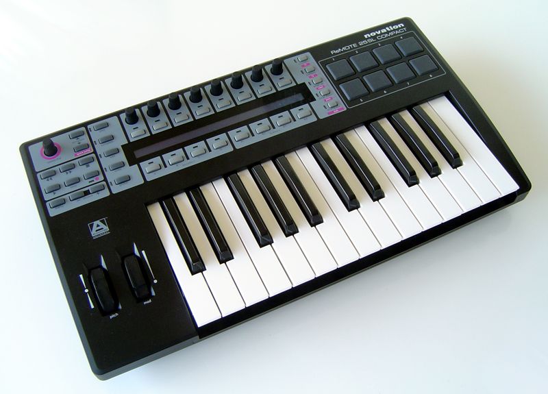 Test: Novation Remote 25 SL COMPACT - AMAZONA.de