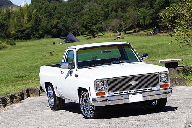 シボレーC-10】スクエアなクルマの時代が、再来した今こそ乗りたい