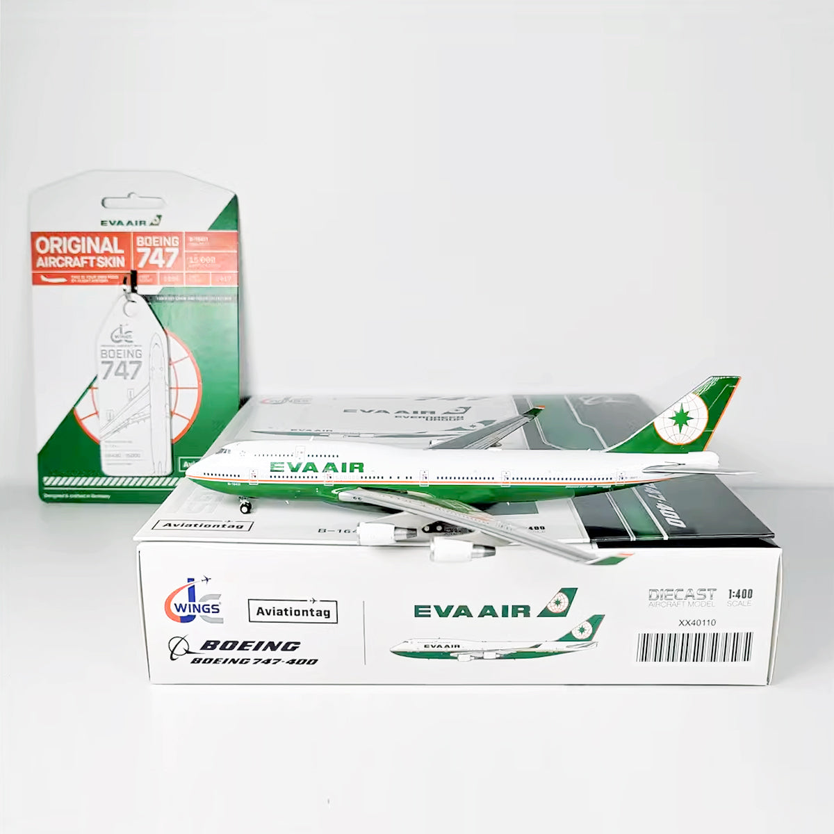 JC Wings X Aviationtag EVA Air Boeing 747 Airplane Model Edition 1:400