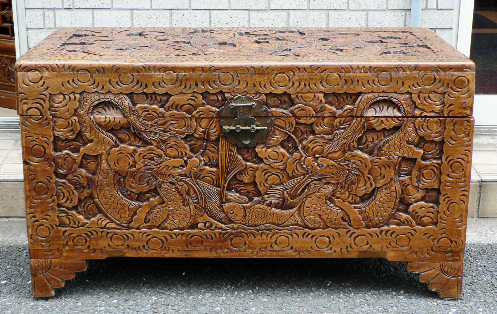 Chinese Antique Furniture Center (中国骨董家具中心)