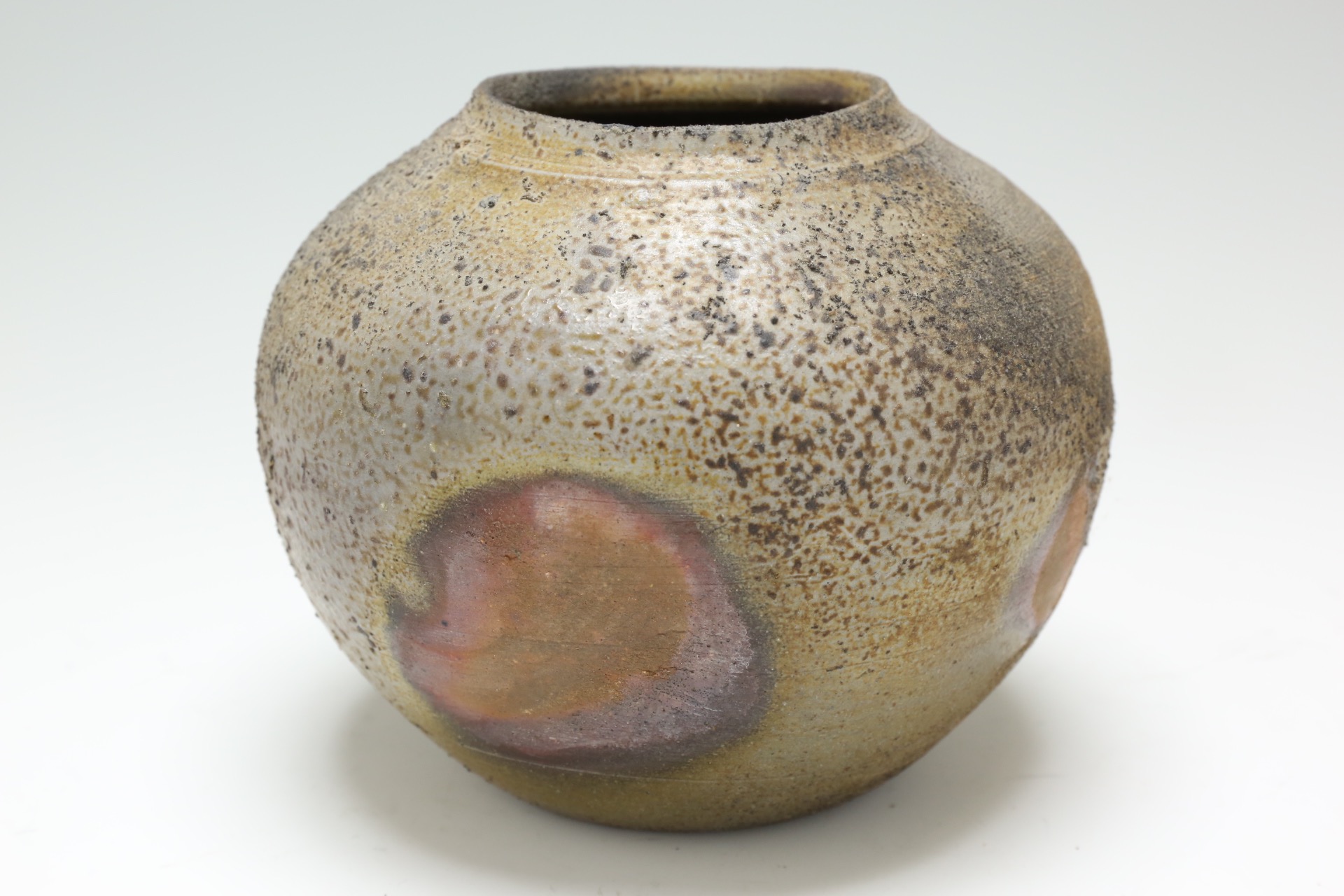 備前焼 小壺 [2Z-2408] | サークルワン商品情報