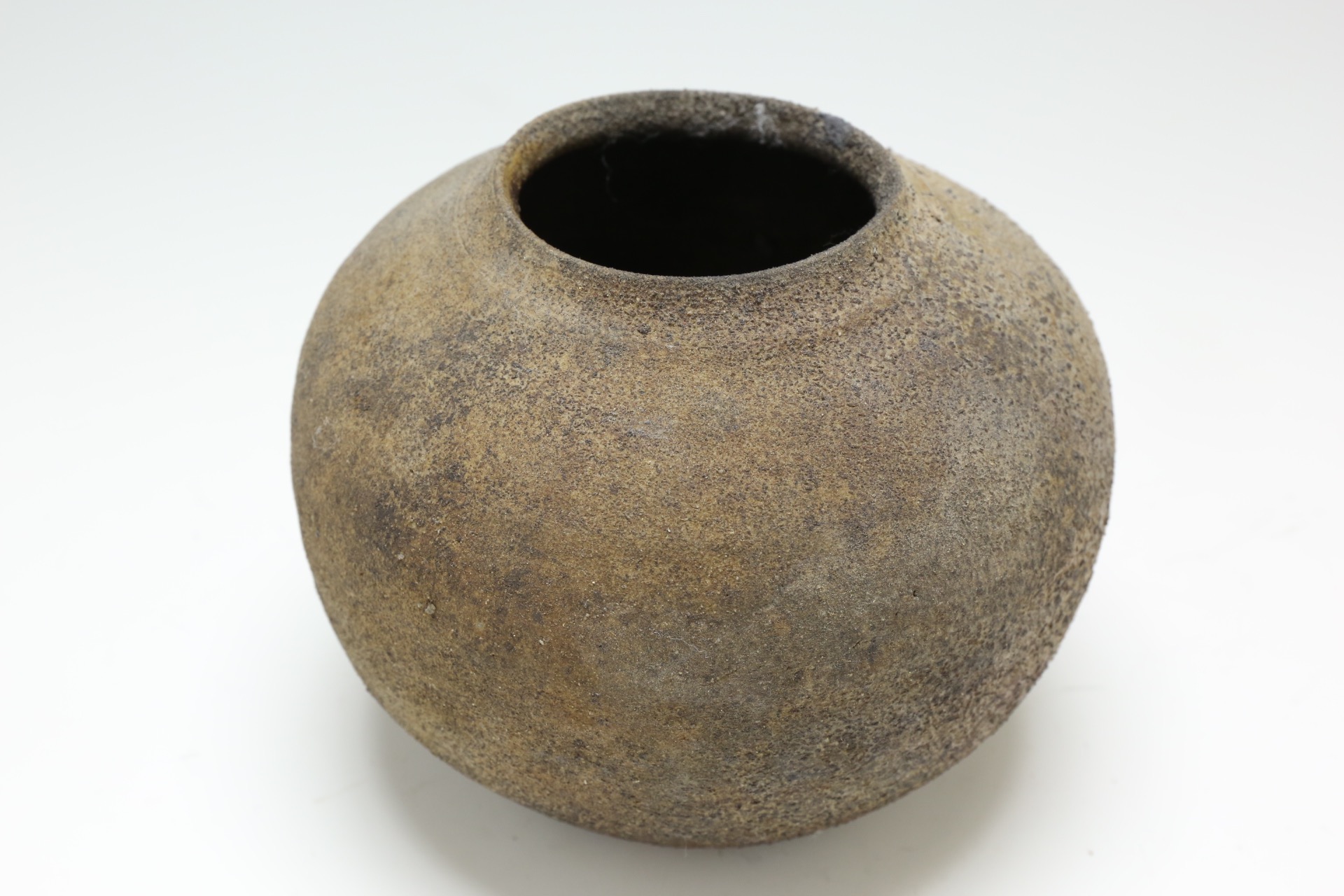 備前焼 小壺 [2Z-2408] | サークルワン商品情報