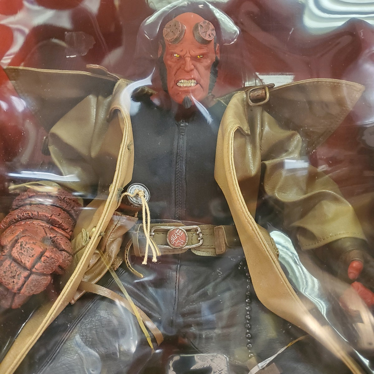 Hellboy 18 Inch Series 1 Action Figure – Comic-Kazi