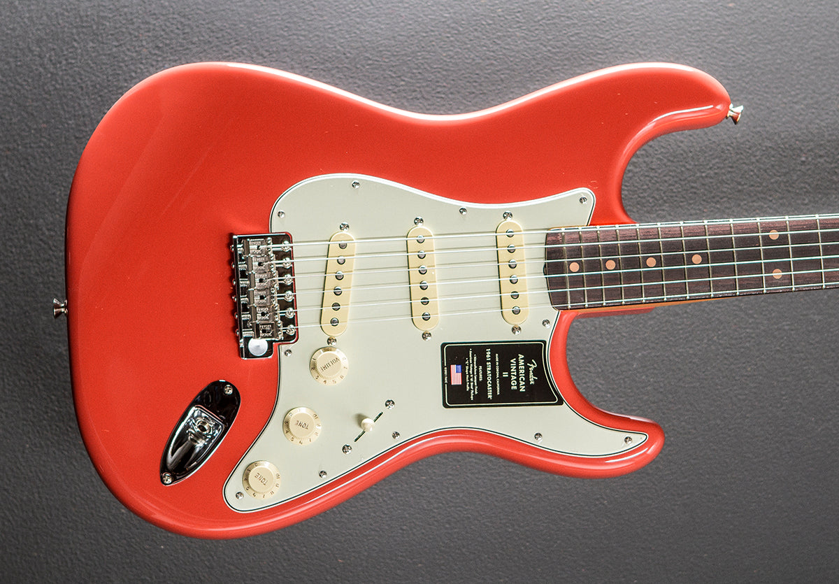 American Vintage II 1961 Stratocaster - Fiesta Red – Dave's Guitar
