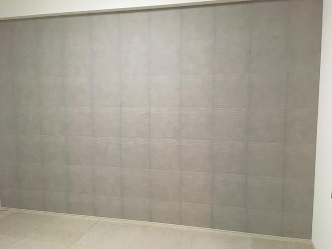 寝室にたけひごのグレーを横目貼｜寝室｜エコカラット施工例｜エコ