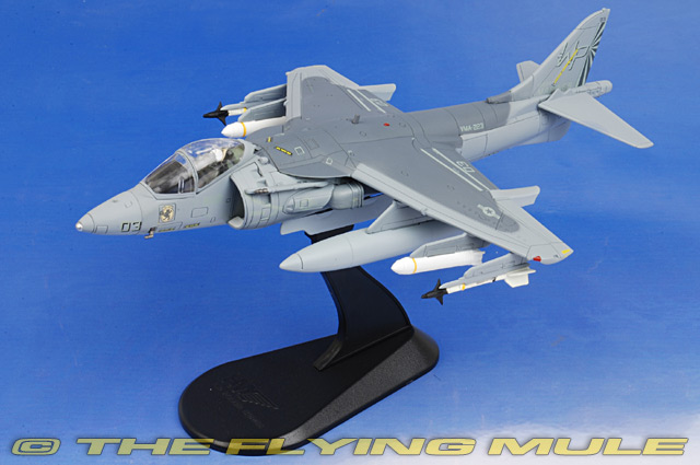 Hobby Master HA2608 - Harrier Diecast Model, USMC VMA-223 Bulldogs