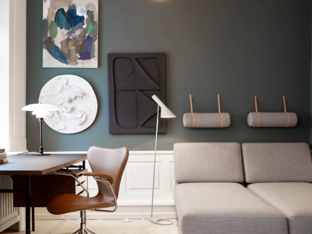 AJ Floor Lamp | AJ フロアランプ by Arne Jacobsen | Louis Poulsen