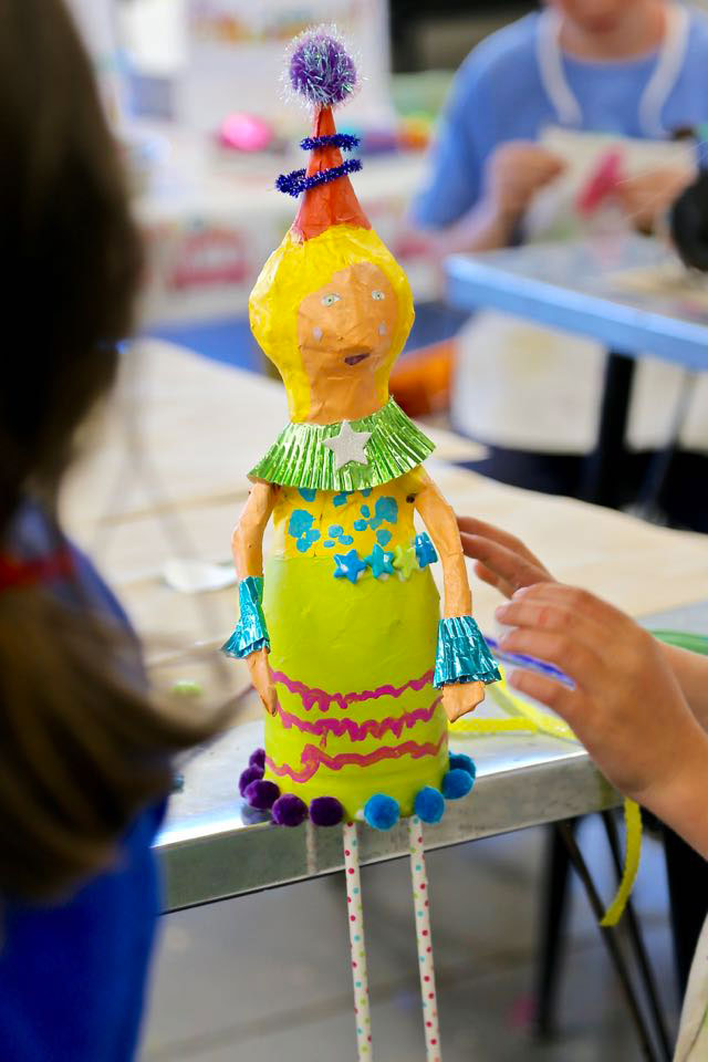 HANDMAKERY » DIY Papier-mâché Figures