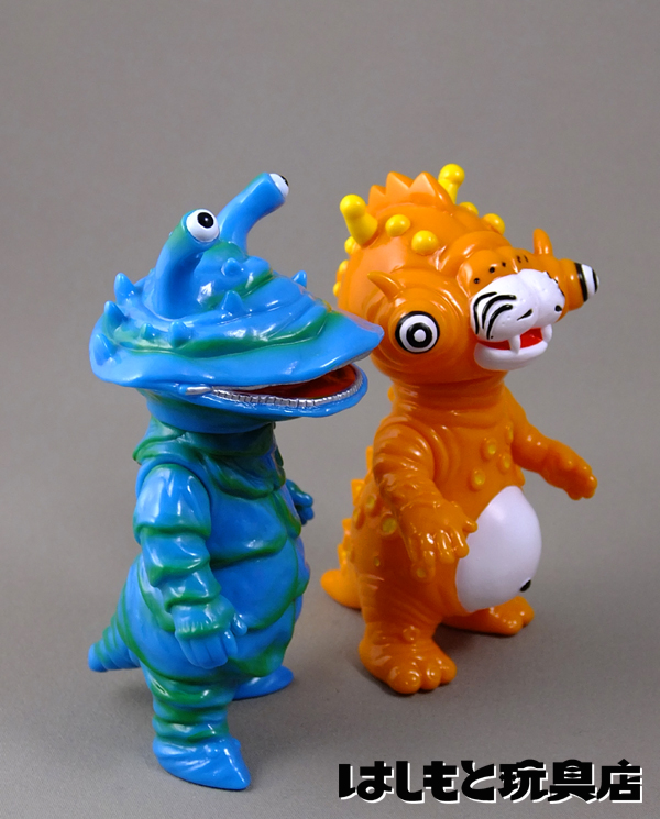 明日10時より販売開始！MAXTOY カネゴン＆テツオン はしもと玩具店限定